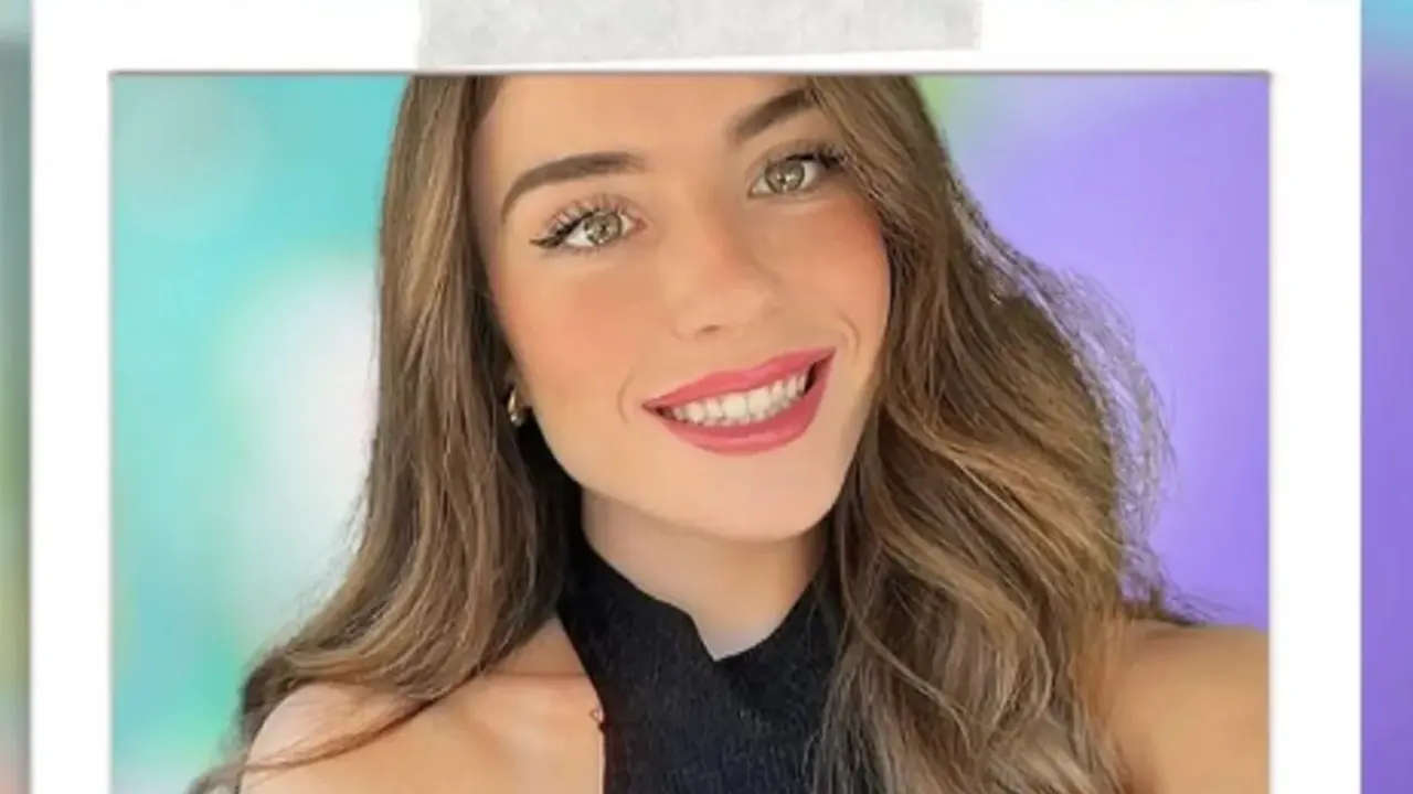  Una fotograf&iacute;a de &Aacute;ngela Angulo publicada por los padres 