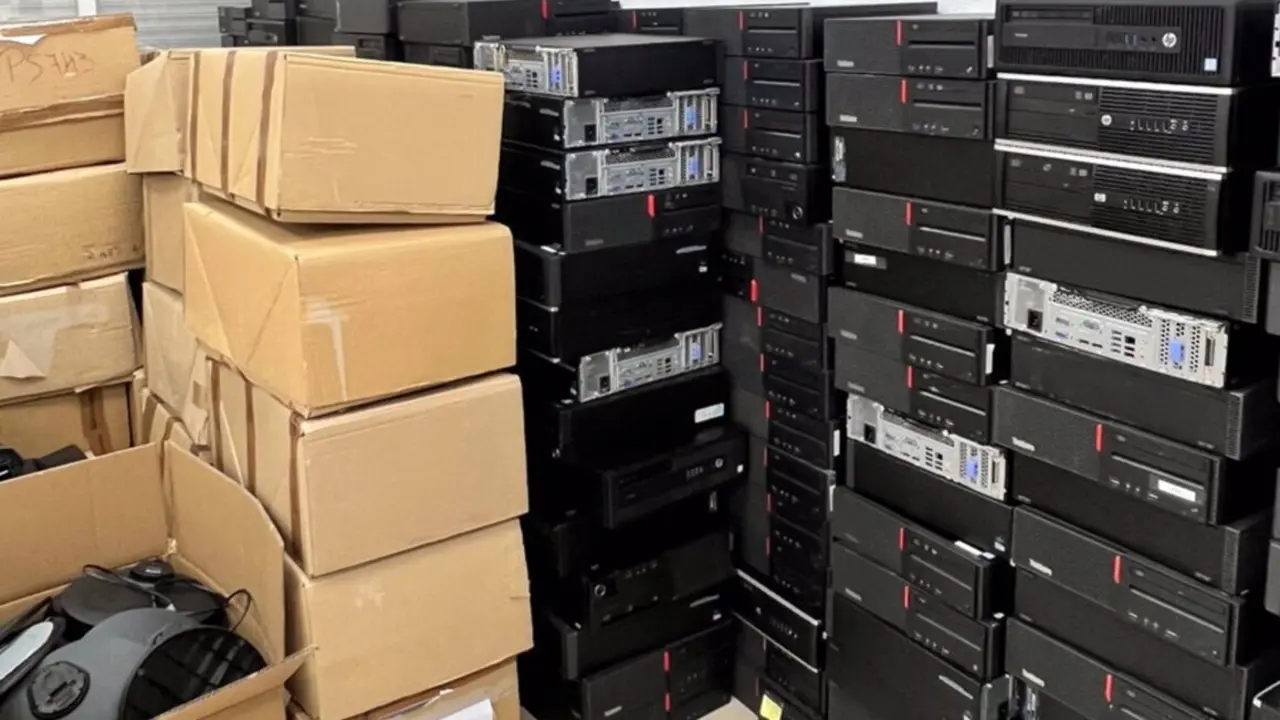  Banco de Espa&ntilde;a dona 1.500 ordenadores para colectivos afectados por la DANA - BANCO DE ESPA&Ntilde;A 