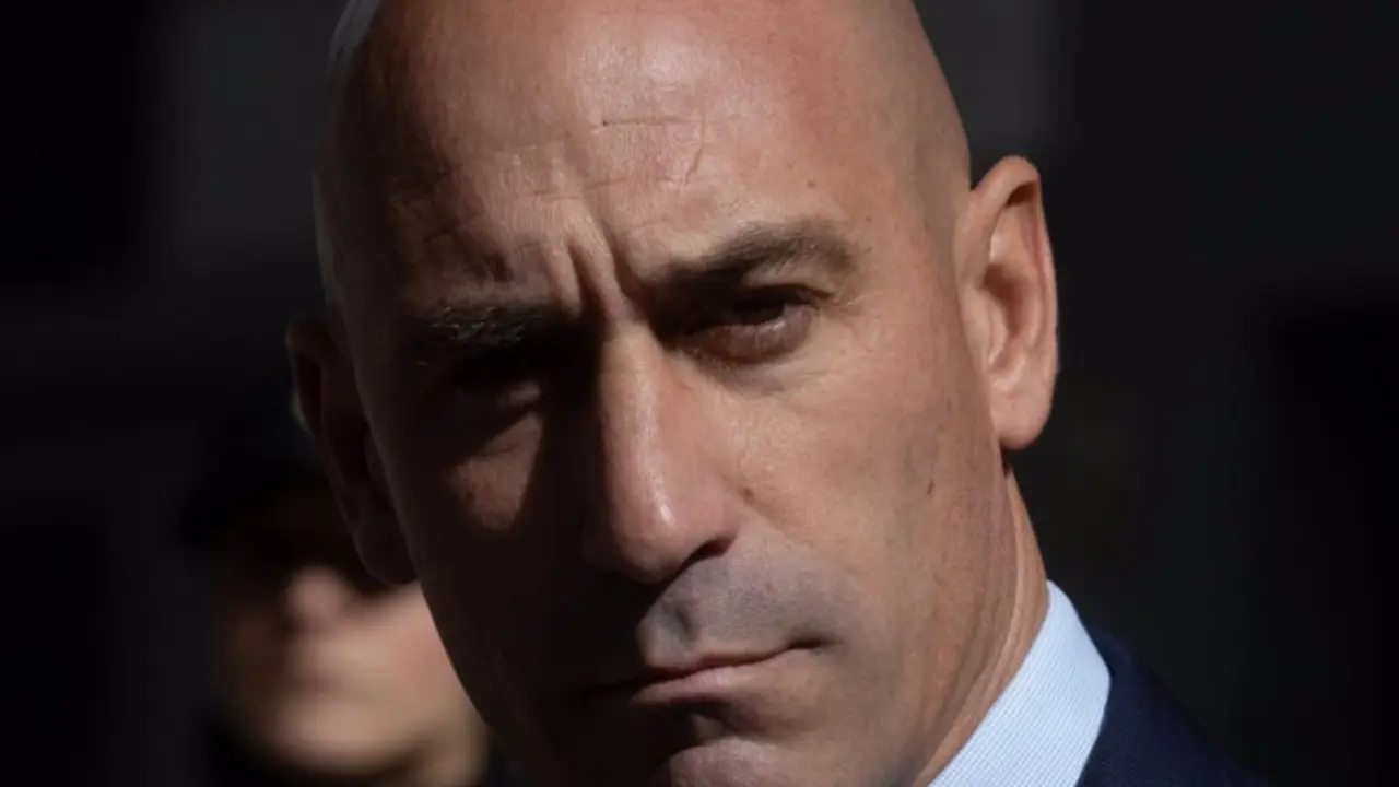  rchivo - El expresidente de la Real Federaci&oacute;n Espa&ntilde;ola de F&uacute;tbol (RFEF), Luis Rubiales, llega a la Audiencia Nacional, a 17 de mayo de 2024, en Madrid (Espa&ntilde;a). La Audiencia Nacional ha citado al expresidente de la Real Federaci&oacute;n Espa&ntilde;ola de F&uacute;tbol (RF - Eduardo Parra - Europa Press - Archivo 