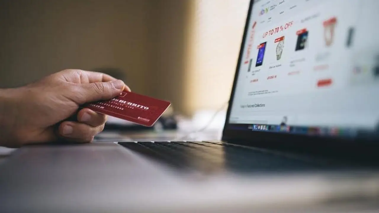  Compras online.<br><br>Fuente: Junta. 