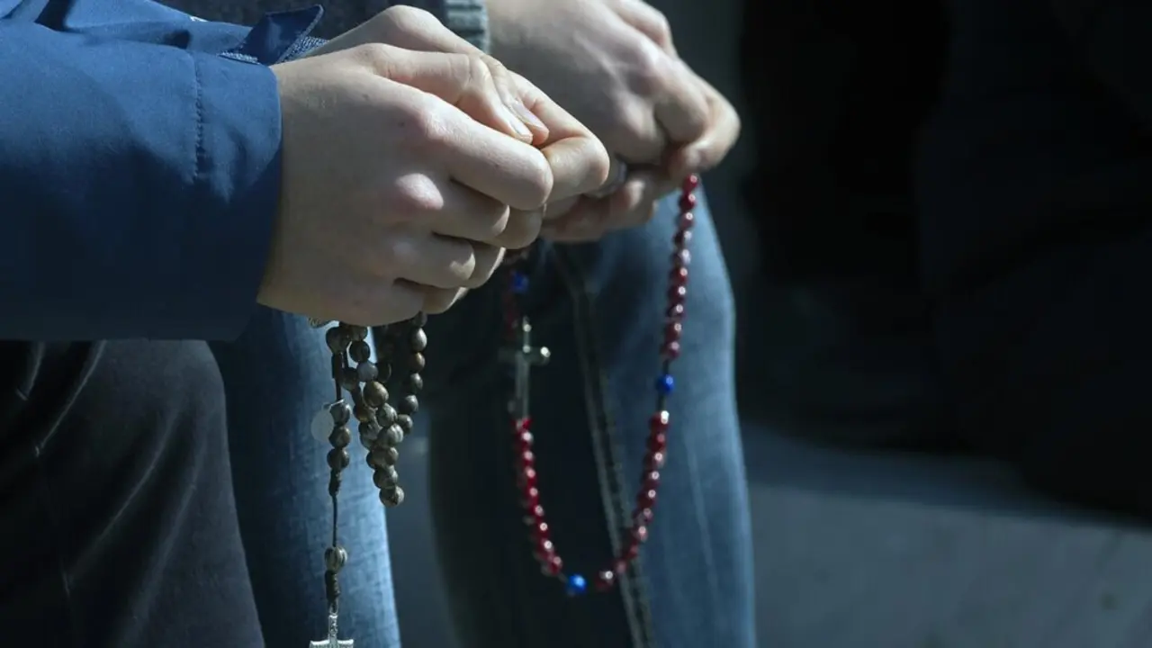  Oraciones en Roma por el Pont&iacute;fice. - ALESSIA GIULIANI / Zuma Press / ContactoPhoto 