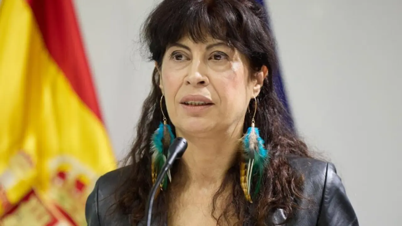  Archivo - La ministra de Igualdad, Ana Redondo, interviene durante la conmemoraci&oacute;n del XX aniversario de la Ley Org&aacute;nica de Medidas de Protecci&oacute;n Integral contra la Violencia de G&eacute;nero, en el Ministerio de Igualdad, a 27 de diciembre de 2024, en Madrid ( - Jes&uacute;s Hell&iacute;n - Europa Press - Archivo 