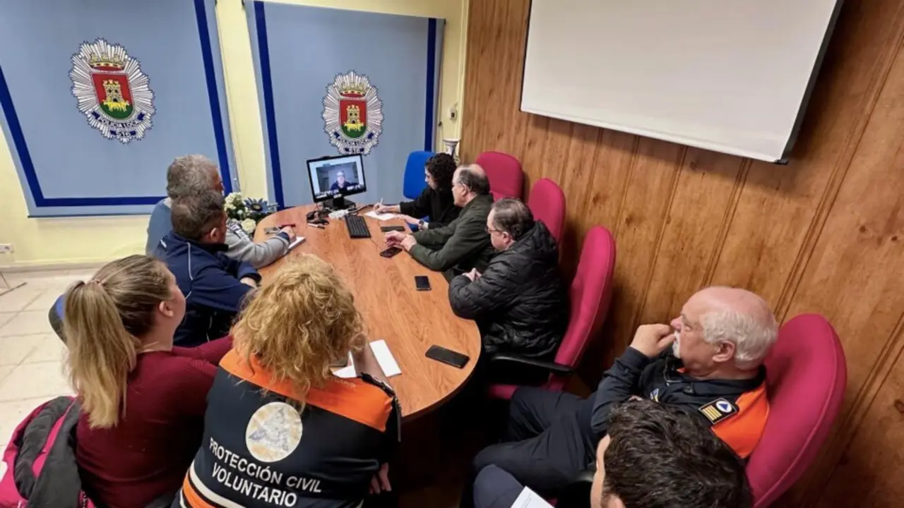  El alcalde de Talavera de la Reina, Jos&eacute; Juli&aacute;n Gregorio, en su reuni&oacute;n del CECOPAL - AY TALAVERA DE LA REINA | EP 