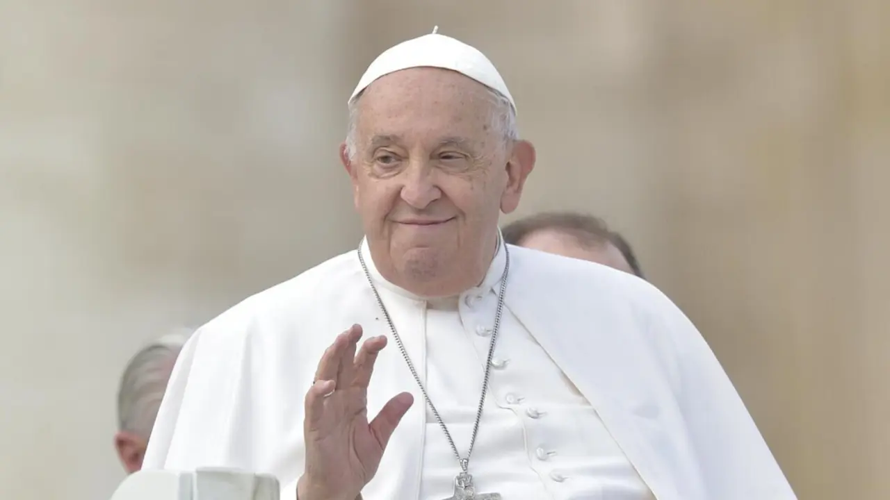  Archivo - El Papa Francisco durante la proclamaci&oacute;n de nuevos santos de la Iglesia Cat&oacute;lica en la Jornada Mundial de las Misiones 2024, en el Vaticano, a 20 de octubre de 2024, en Ciudad del Vaticano. - Stefano Spaziani - Europa Press - Archivo 