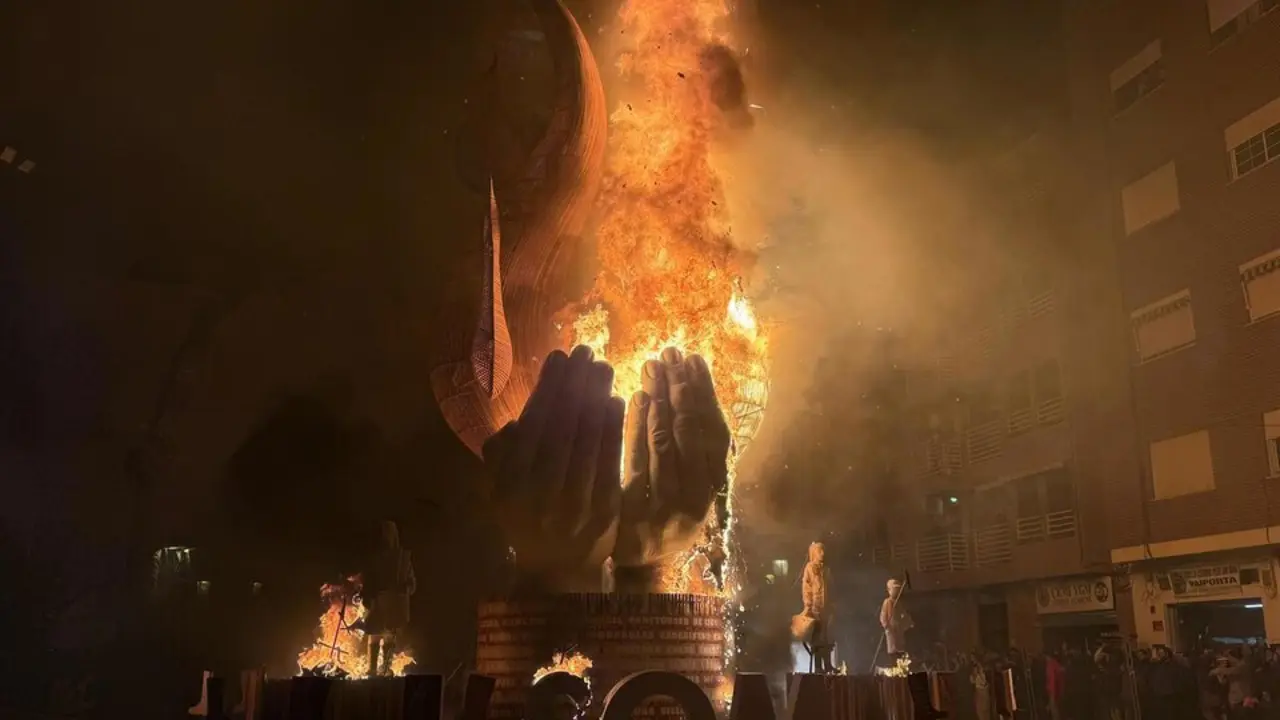  Falla solidaria de Paiporta 