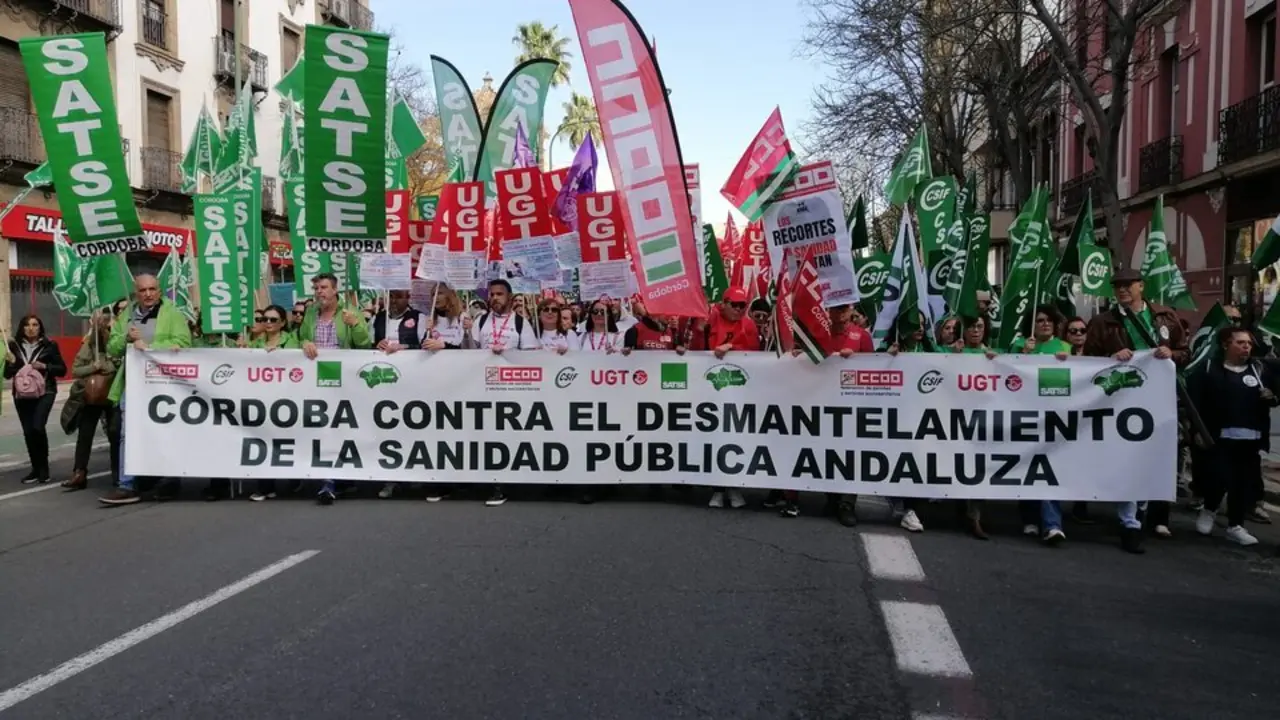  NP Participaci&oacute;n cordobesa manifestaci&oacute;n sanidad Sevilla 
