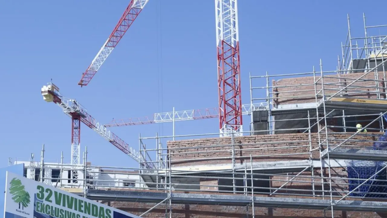  Archivo - Piso, pisos, vivienda, viviendas, casa, casas, alquiler, compra, hipoteca, hipotecas, euribor, construcci&oacute;n, gr&uacute;a, gr&uacute;as - EUROPA PRESS - Archivo 