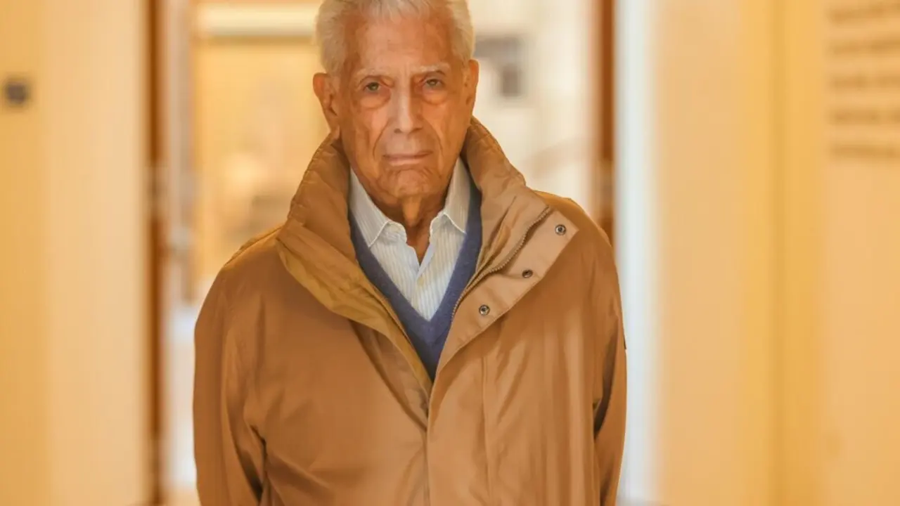  Archivo - Imagen de archivo del Premio Nobel de Literatura, Mario Vargas Llosa - Europa Press/Contacto/Lorenzo Carnero - Archivo 