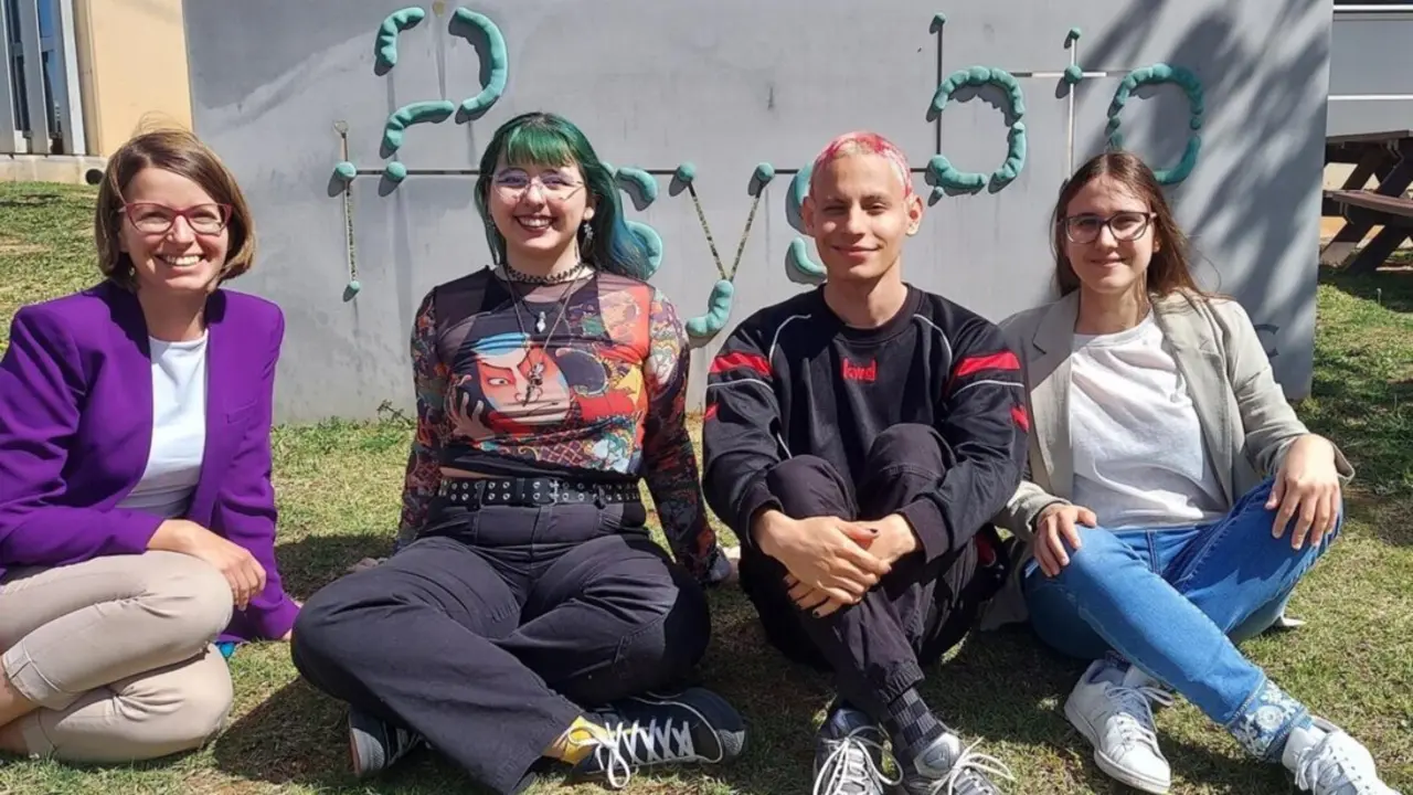  (De Izquierda A Derecha): M&aacute;ria Dunkov&aacute;, Oleanna Guerra-Font, Omar Daniel Espinoza-Calder&oacute;n E In&eacute;s Alberola-Mora. - UV 