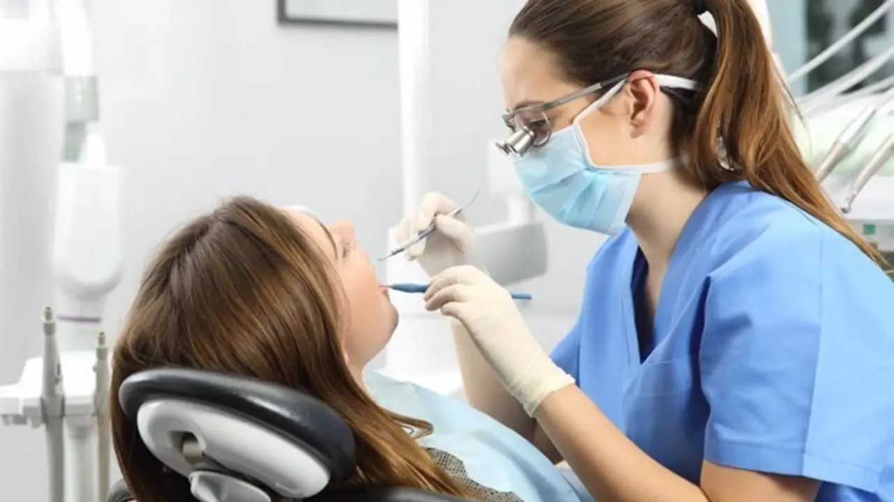  El 68 por ciento de los espa&ntilde;oles reduce sus visitas al dentista por motivos econ&oacute;micos 