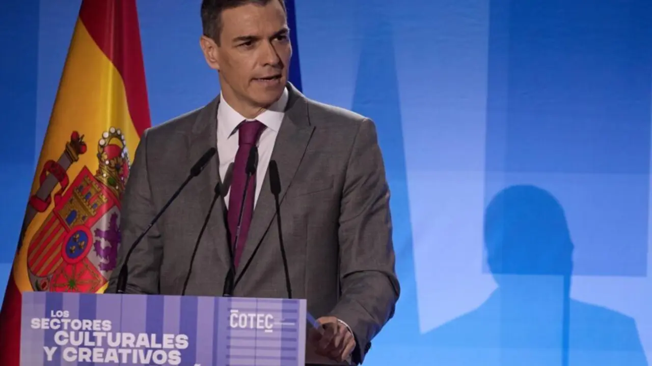  El presidente del Gobierno, Pedro S&aacute;nchez, durante la clausura del informe &lsquo;Los sectores culturales y creativos en Espa&ntilde;a. An&aacute;lisis de su valor econ&oacute;mico&rsquo;, en el Museo del Traje, a 19 de mayo de 2025, en Madrid (Espa&ntilde;a). El informe, realizado por la Funda - Jes&uacute;s Hell&iacute;n - Europa Press 