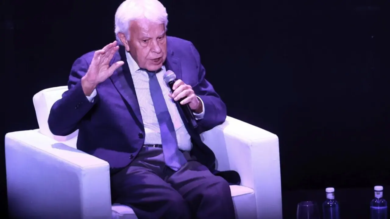  Archivo - El expresidente del Gobierno Felipe Gonz&aacute;lez, interviene durante la jornada de Cesur. A 20 de marzo de 2025, en Sevilla (Andaluc&iacute;a, Espa&ntilde;a). La Asociaci&oacute;n C&iacute;rculo de Empresarios del Sur de Espa&ntilde;a (Cesur), ha clausurado en Sevilla la jornada 'Lo - Roc&iacute;o Ruz - Europa Press - Archivo 