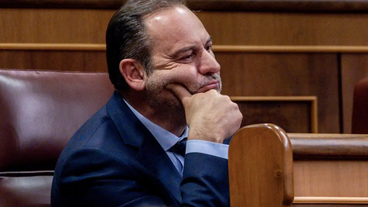  Archivo - El diputado del Grupo Mixto, Jos&eacute; Luis &Aacute;balos, durante un pleno en la C&aacute;mara Baja, a 11 de febrero de 2025, en Madrid (Espa&ntilde;a). - Ricardo Rubio - Europa Press - Archivo 