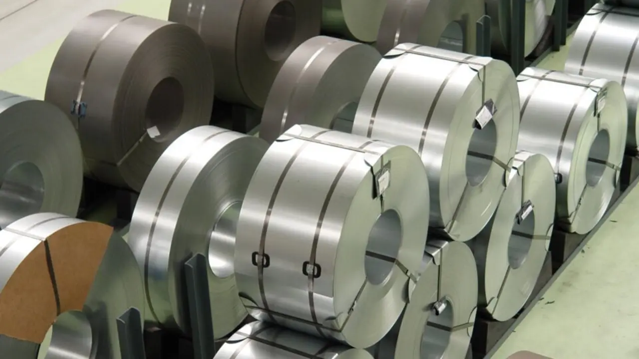  Archivo - Rollos de acero en una f&aacute;brica. - GONVARRI STEEL SERVICES - Archivo 