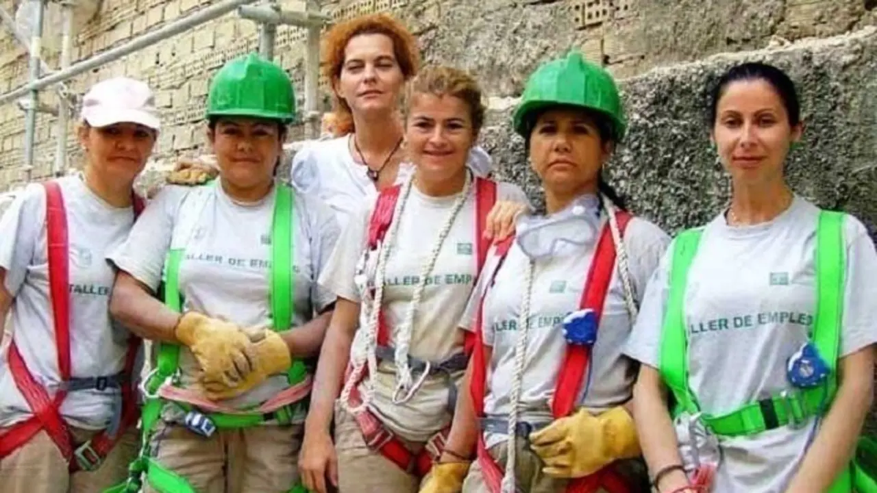  Mujeres trabajadoras 