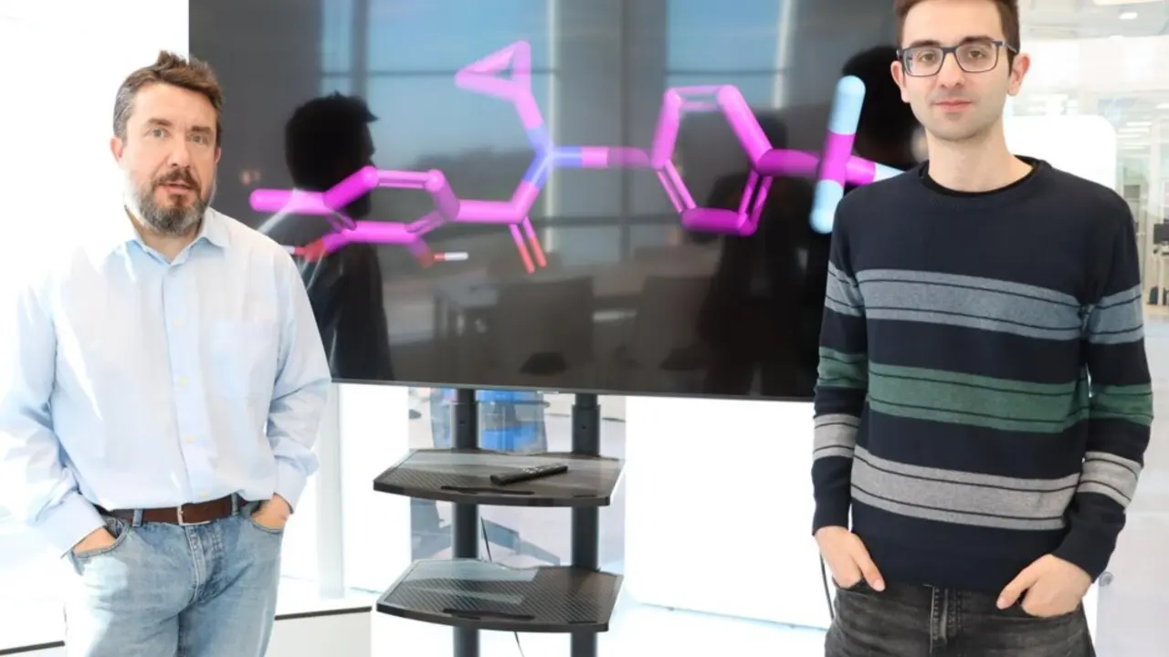  Horacio P&eacute;rez Y Alejandro Rodr&iacute;guez, Del Grupo De Investigaci&oacute;n BIO-HPC De La UCAM. - UCAM 