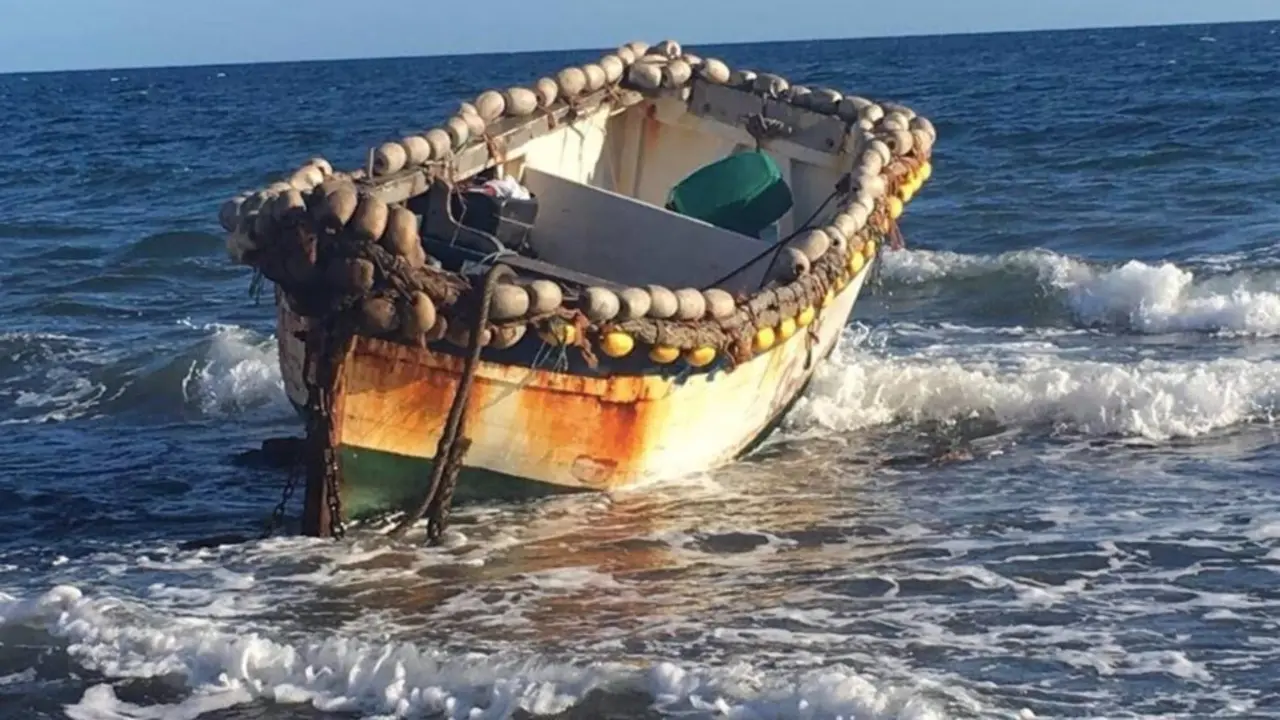  Archivo - Imagen de recurso de una embarcaci&oacute;n tipo patera - GUARDIA CIVIL - Archivo | EP 