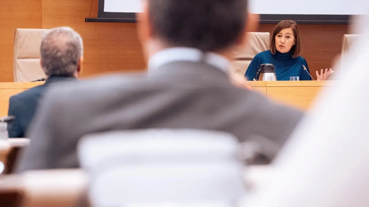  Archivo - La presidenta del Congreso de los Diputados, Francina Armengol, cuando compareci&oacute; en la Comisi&oacute;n sobre mascarillas<br>- Gabriel Luengas - Europa Press - Archivo 
