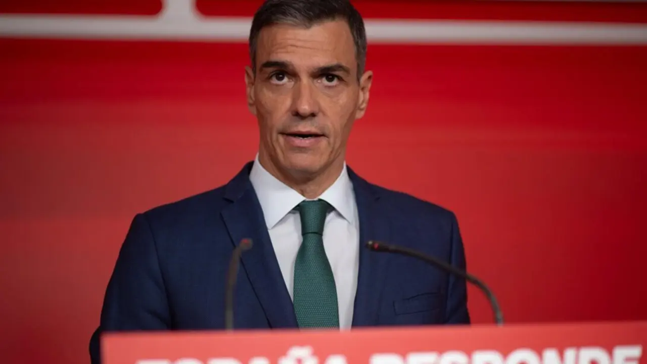  El secretario general del PSOE y presidente del Gobierno, Pedro S&aacute;nchez, durante una rueda de prensa, en la sede del PSOE de la calle Ferraz, a 16 de junio de 2025, en Madrid (Espa&ntilde;a).<br>- Alejandro Mart&iacute;nez V&eacute;lez - Europa Press 