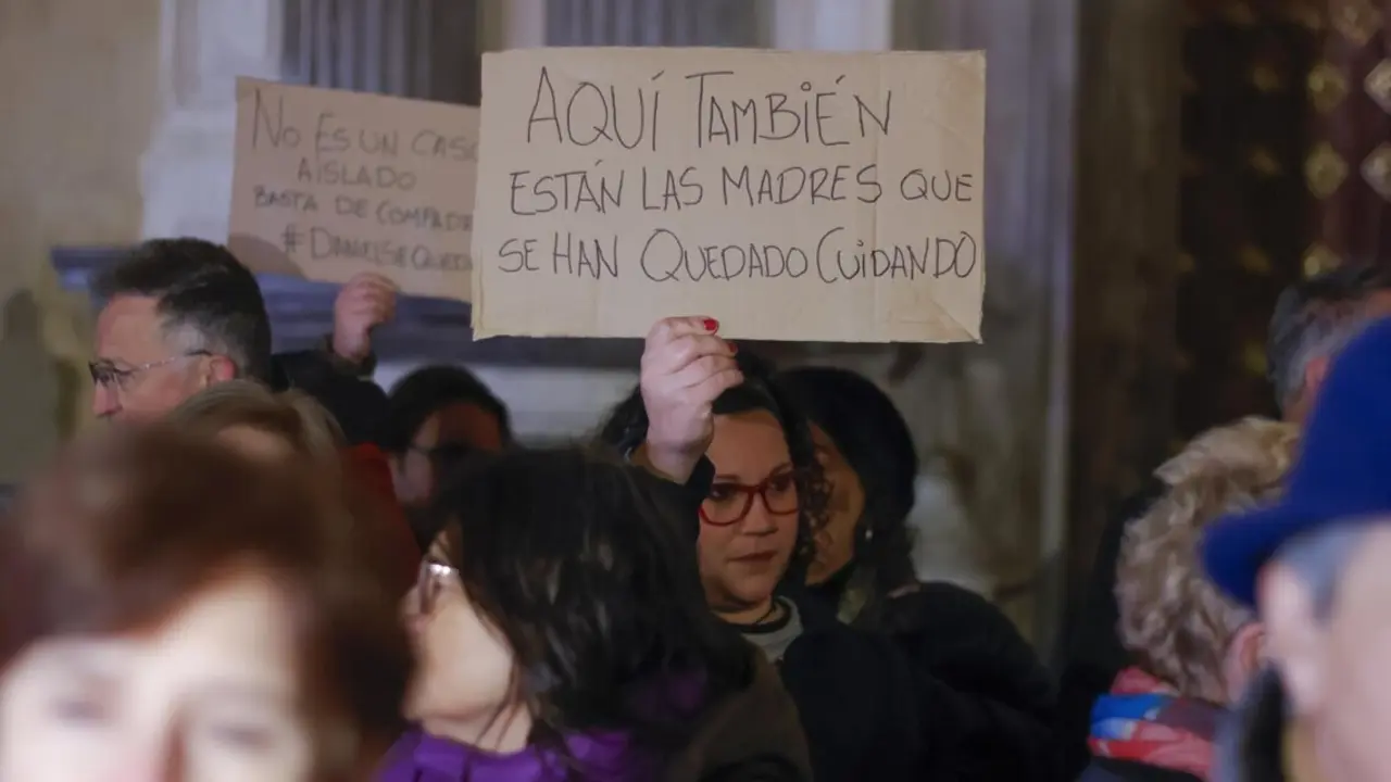  Archivo - Un grupo de personas participan en la concentraci&oacute;n a favor de Juana Riva en enero de 2024<br>- &Aacute;lex C&aacute;mara - Europa Press - Archivo 