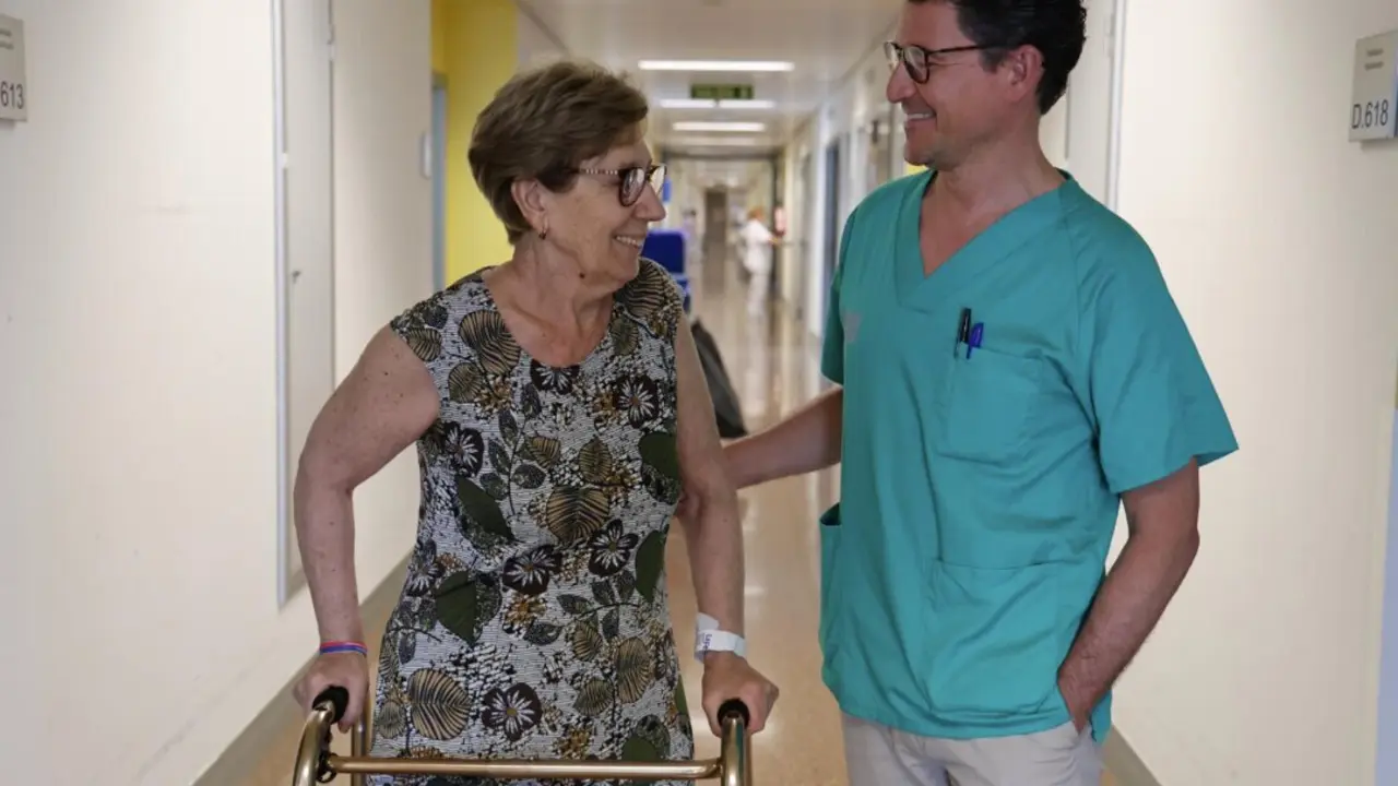  El Hospital La Fe lidera en Espa&ntilde;a la cirug&iacute;a de pr&oacute;tesis de cadera con t&eacute;cnica m&iacute;nimamente invasiva<br>- GVA | EP 