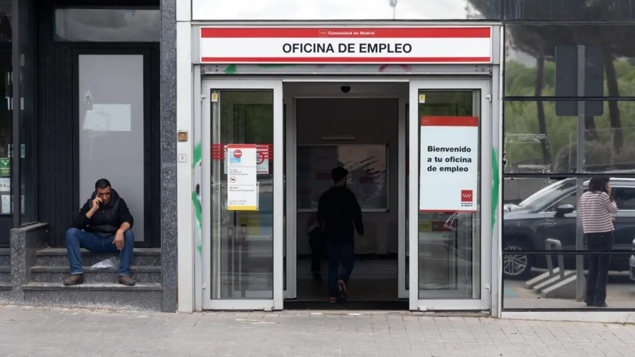  Archivo - Entrada a una oficina del SEPE.<br>- Eduardo Parra - Europa Press - Archivo 