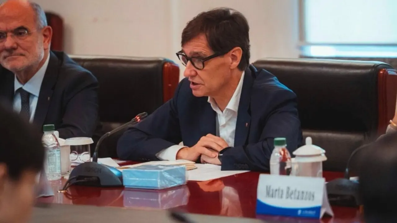  El conseller Duch e Illa en la Beijing Foreign Studies University<br>- GENERALITAT DE CATALUNYA - ARNAU CARBONELL 