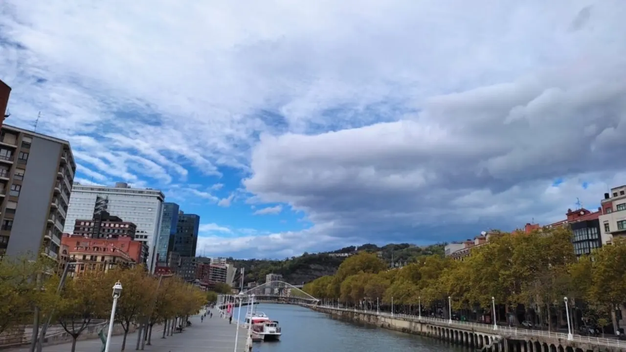  Archivo - Nubosidad abundante en Bilbao (archivo)<br>- EUROPA PRESS - Archivo 