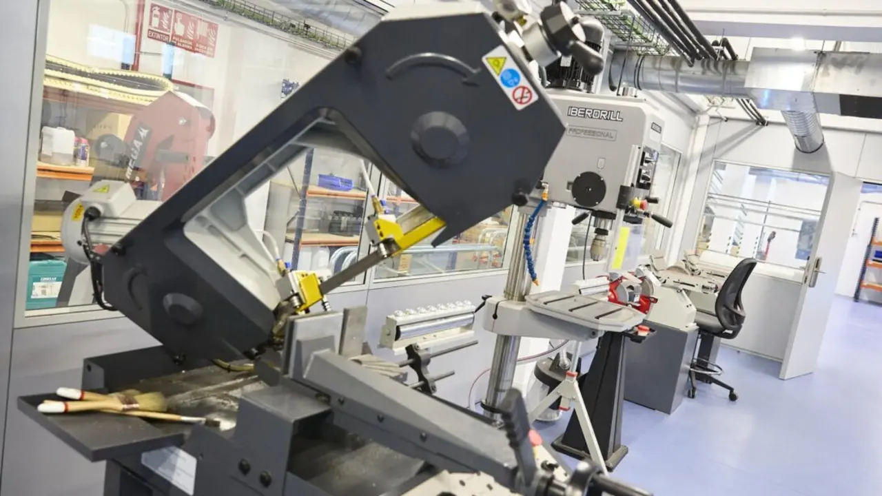  Archivo - Laboratorio de Imanes de Alto Campo SMART-Lab (Superconducting MAgnet Research and Technology Laboratory), en el Centro de Investigaciones Energ&eacute;ticas, Medioambientales y Tecnol&oacute;gicas (CIEMAT), a 27 de mayo de 2025, en Madrid (Espa&ntilde;a).<br>- Jes&uacute;s Hell&iacute;n - Europa Press - Archivo 