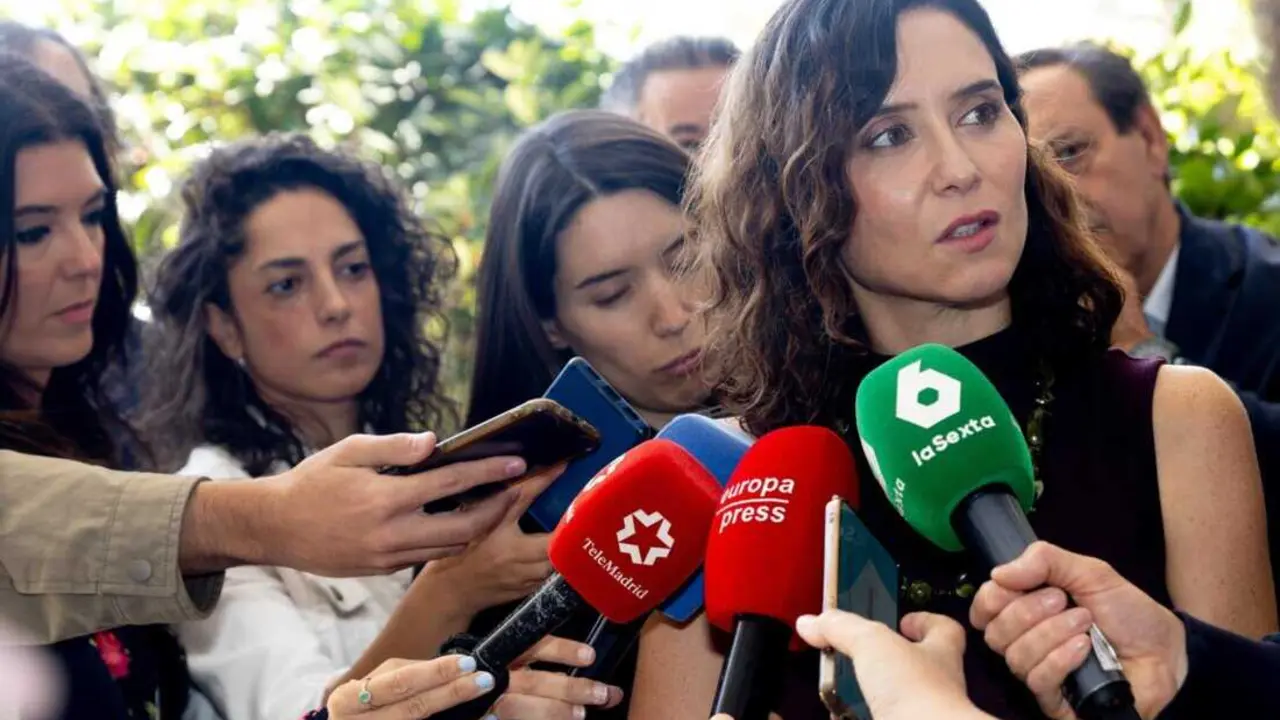  Imagen de la presidenta de la Comunidad de Madrid, Isabel D&iacute;az Ayuso, ofreciendo declaraciones a los medios.<br>- Eduardo Parra - Europa Press 