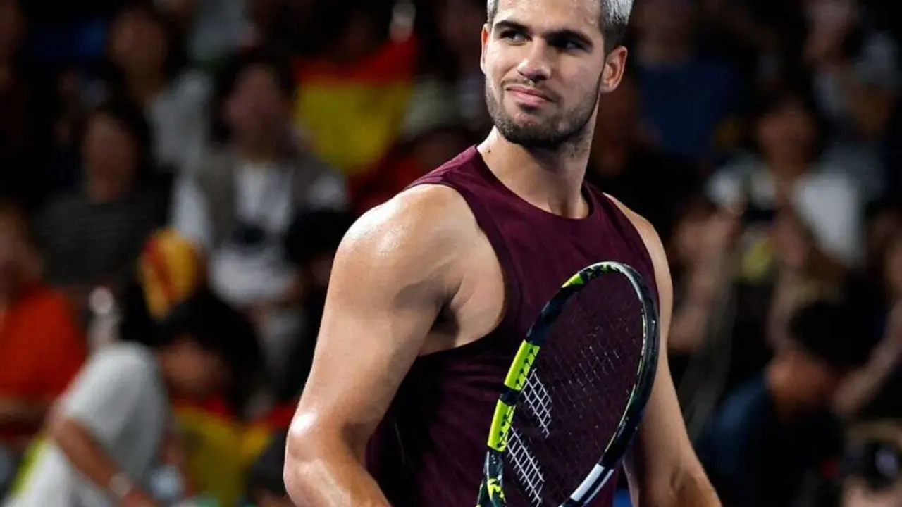  Alcaraz arrolla a Nakashima, iguala su r&eacute;cord de triunfos y sella su novena semifinal 