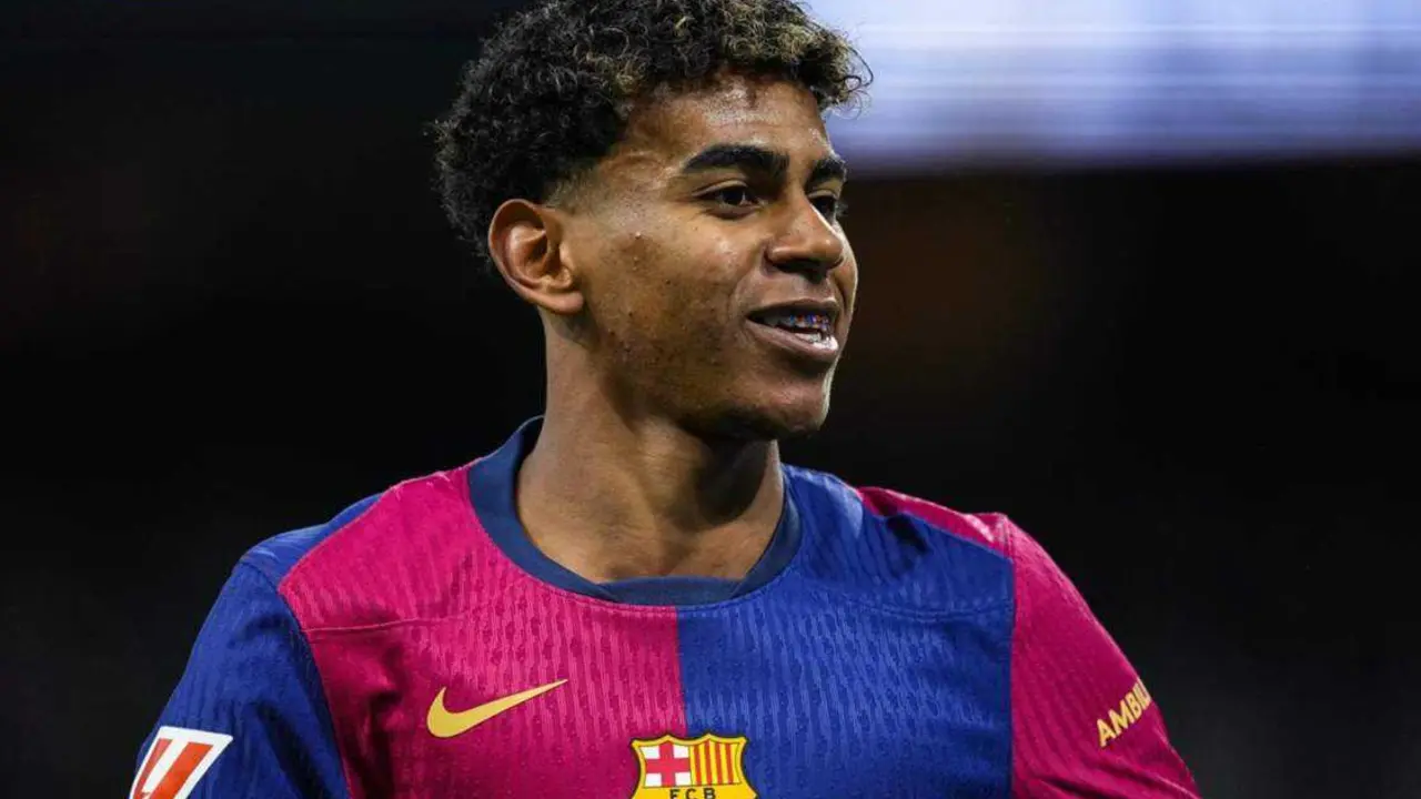  El jugador del FC Barcelona, Lamine Yamal, celebrando un gol en el Cl&aacute;sico. - Oscar J Barroso / AFP7 / Europa Press 