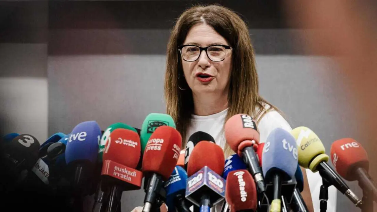  Archivo - La exmilitante socialista Leire D&iacute;ez durante una rueda de prensa, en el Hotel Novotel, a 4 de junio de 2025, en Madrid (Espa&ntilde;a).<br>- Carlos Luj&aacute;n - Europa Press - Archivo 