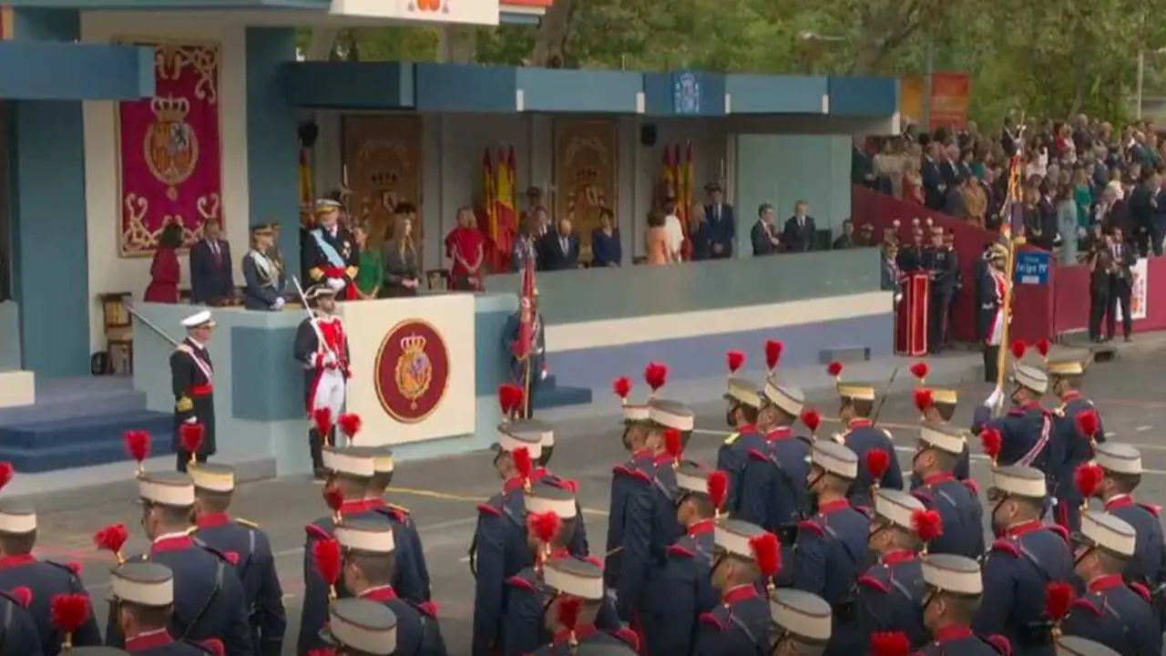  Desfile del D&iacute;a de la Hispanidad 
