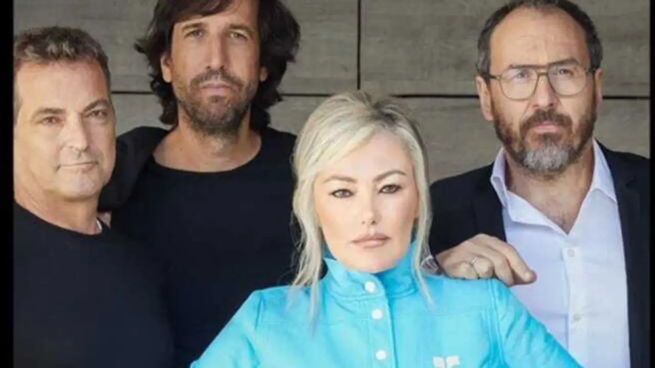  Cartel de la gira de La Oreja de Van Gogh, que vuelve a los escenarios con la celebraci&oacute;n de su 30 aniversario<br>- LA OREJA DE VAN GOGH 