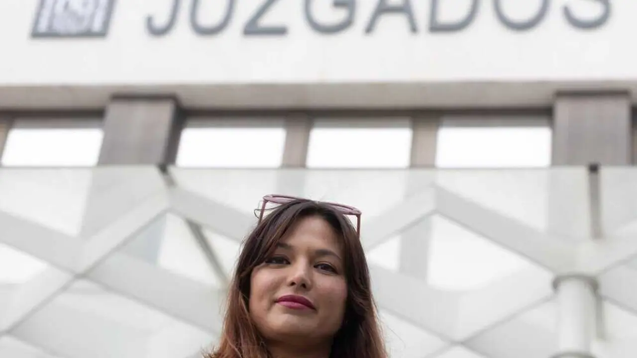  Archivo - La actriz Elisa Moulia&aacute; a su salida de los Juzgados de Plaza de Castilla tras entregar su tel&eacute;fono m&oacute;vil a fin de que la Polic&iacute;a Nacional pueda analizar las conversaciones que mantuvieron, a 11 de abril de 2025, en Madrid (Espa&ntilde;a).<br>- Eduardo Parra - Europa Press - Archivo 