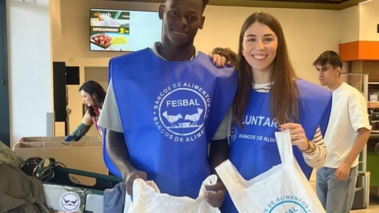 Aun as&iacute;, la respuesta social ha sido masiva, confirmando una vez m&aacute;s la solidaridad y el compromiso de la poblaci&oacute;n con las personas en situaci&oacute;n de precariedad.

Los Bancos de Alimentos ya han iniciado el proceso de clasificaci&oacute;n y distribuci&oacute;n de los productos alimenticios recaudados, que llegar&aacute;n a las 6.062 entidades sociales colaboradoras en toda Espa&ntilde;a.

Desde FESBAL se recuerda que las donaciones contin&uacute;an abiertas a trav&eacute;s de la web granrecogida.org o mediante Bizum al 00090, con el objetivo de alcanzar el equivalente a 10 millones de kilos de alimentos.

El presidente de FESBAL, Pedro Llorca, ha querido expresar su agradecimiento:

&ldquo;Queremos dar las gracias a toda la ciudadan&iacute;a por su enorme respuesta solidaria un a&ntilde;o m&aacute;s, y especialmente a las miles de personas voluntarias que, con su tiempo y su esfuerzo, hacen posible la Gran Recogida. Su compromiso es el motor que permite que los Bancos de Alimentos sigan ayudando a quienes m&aacute;s lo necesitan.&rdquo;