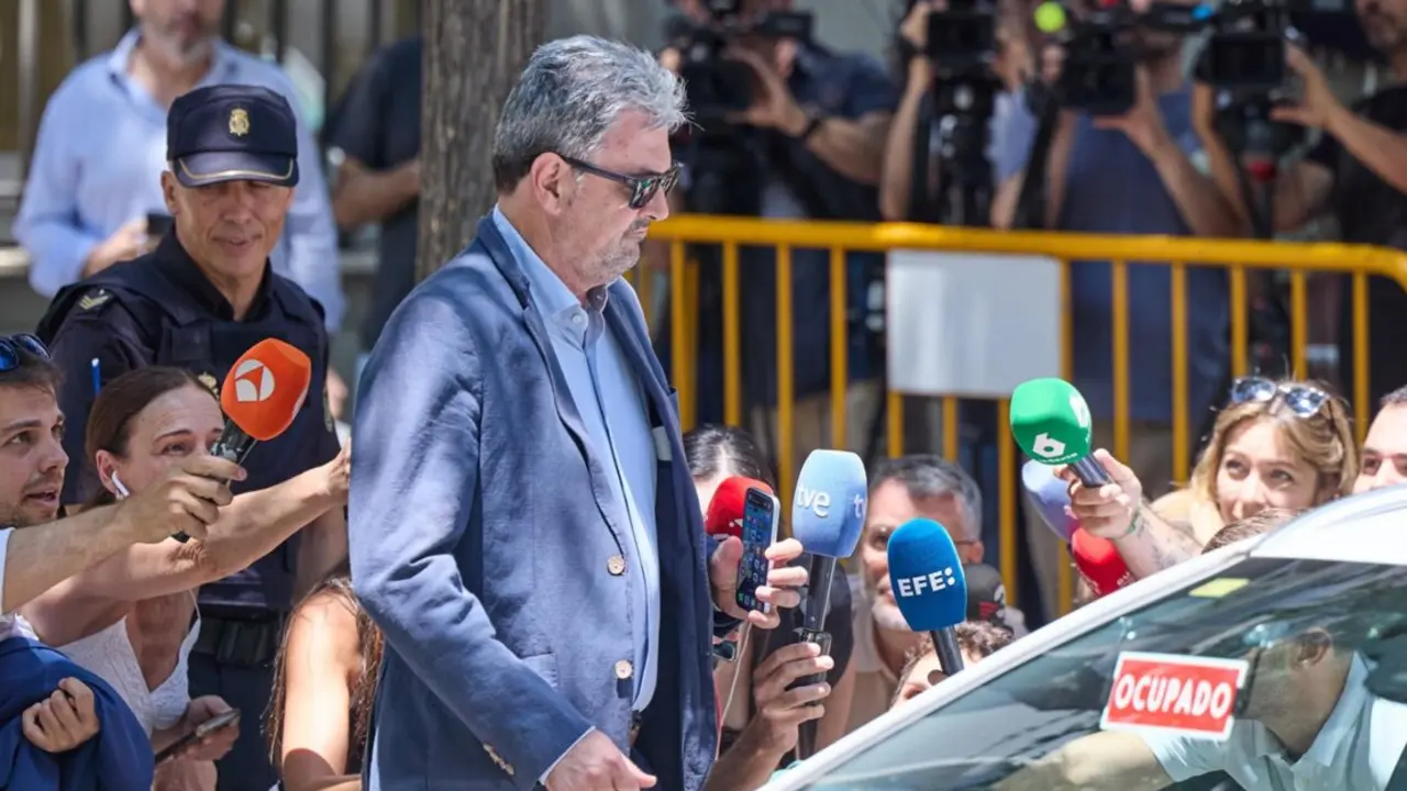 Archivo - El administrador &uacute;nico de Servinaba Antxon Alonso sale del Tribunal Supremo, a 7 de julio de 2025
- Jes&uacute;s Hell&iacute;n - Europa Press - Archivo