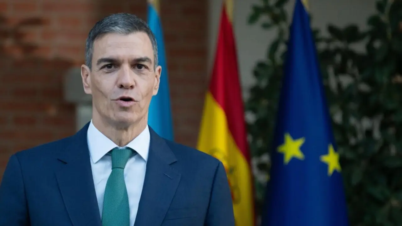 El presidente del Gobierno, Pedro S&aacute;nchez, recibe al presidente de Ucrania, Volod&iacute;mir Zelenski, en el Palacio de la Moncloa, a 18 de noviembre de 2025, en Madrid (Espa&ntilde;a).
- Fernando S&aacute;nchez - Europa Press