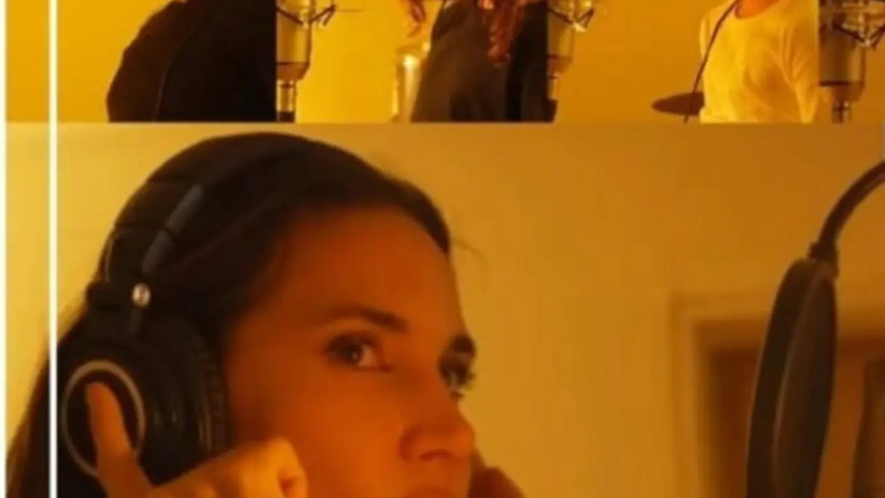 India Mart&iacute;nez y la ONG olVIDAdos regraban la canci&oacute;n 'Ni&ntilde;o sin miedo'
- SGAE