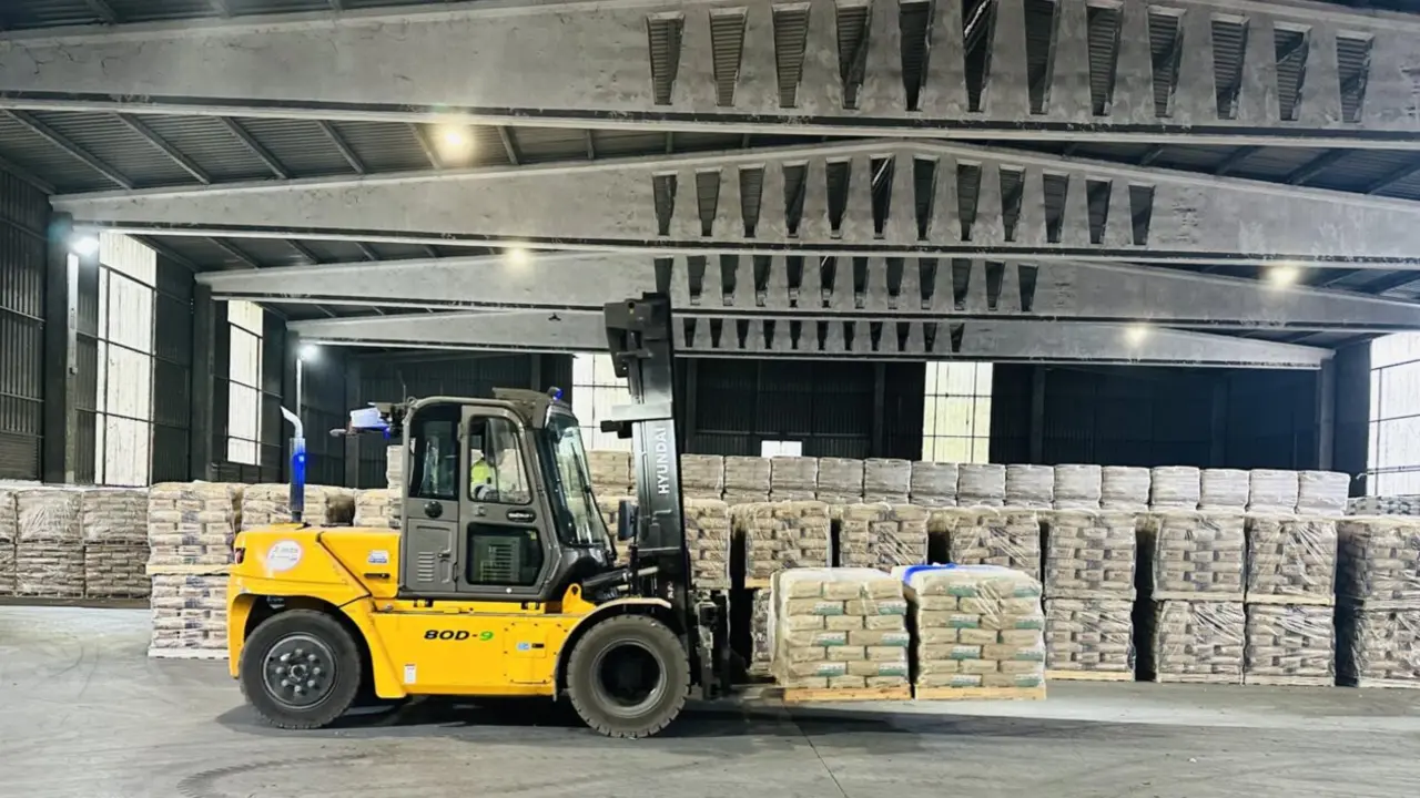 F&aacute;brica de cemento
- OFICEMEN