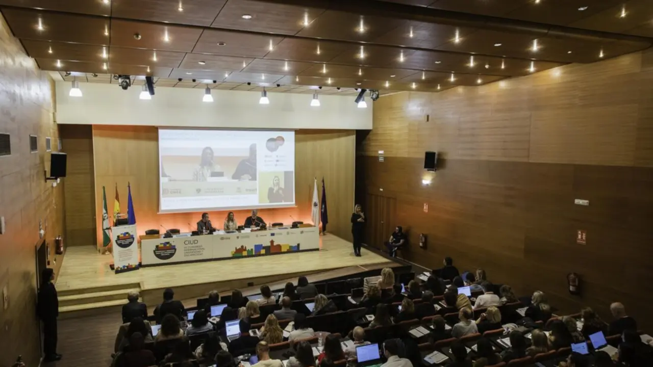 Plenario del VII Congreso Internacional Universidad y Discapacidad de la Fundaci&oacute;n ONCE
- FUNDACI&Oacute;N ONCE