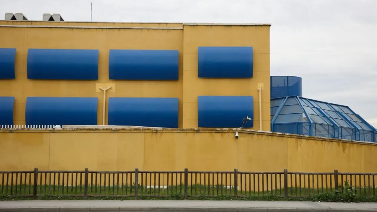 Archivo - Fachada del Centro de Internamiento para Extranjeros (CIE) de Madrid, a 21 de febrero de 2024, en Madrid (Espa&ntilde;a).
- Jes&uacute;s Hell&iacute;n - Europa Press - Archivo