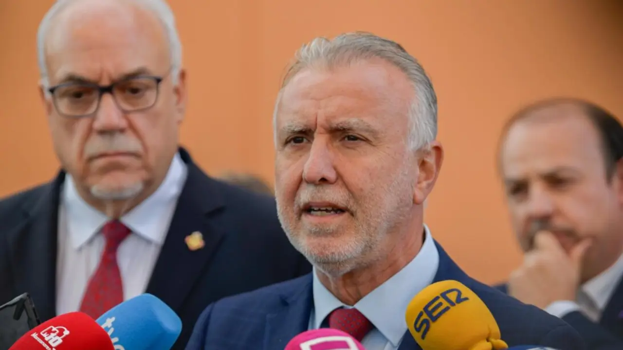 El ministro de Pol&iacute;tica Territorial y Memoria Democr&aacute;tica, &Aacute;ngel V&iacute;ctor Torres, a 25 de noviembre de 2025, en Manzanares, Ciudad Real, Castilla-La Mancha (Espa&ntilde;a).
- Eusebio Garc&iacute;a del Castillo - Europa Press