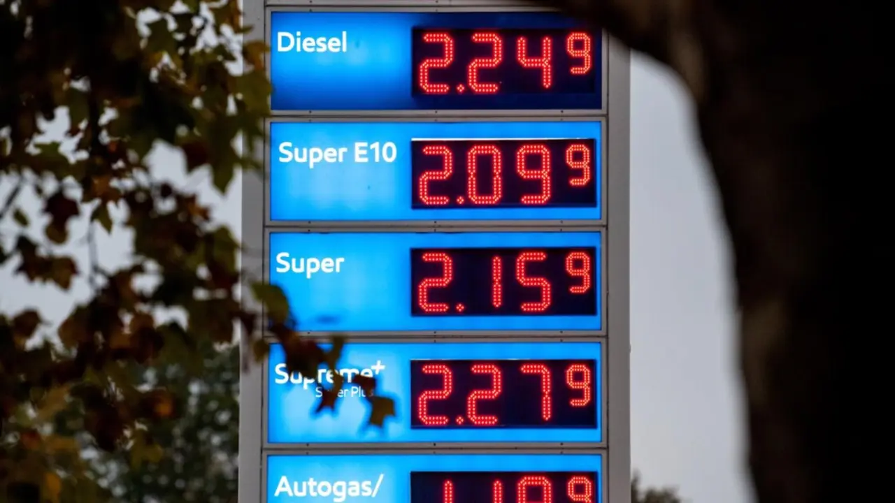 Archivo - Precios de una gasolinera.
- Daniel Bockwoldt/dpa - Archivo