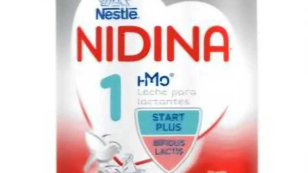 
<p>    MADRID, 12 (EUROPA PRESS)</p>
<p>   La Agencia Espa&ntilde;ola de Seguridad Alimentaria y Nutrici&oacute;n (AESAN) ha alertado este viernes de la posible presencia de 'Bacillus cereus' en un lote de leche en polvo para lactantes 'Nidina 1', de la marca Nestl&eacute; y procedente de Pa&iacute;ses Bajos, tras una notificaci&oacute;n trasladada por las autoridades sanitarias de Catalu&ntilde;a.</p>
<p>   El producto afectado, para el que ha pedido su retirada preventiva, es 'Nidina 1', de la marca Nestl&eacute;, con n&uacute;mero de lote 52900346AB y fecha de consumo preferente octubre de 2027 (10/2027). Se presenta envasado en bote, tiene un peso de 800 gramos y se conserva a temperatura ambiente.</p>
<p>   La AESAN, adscrita al Ministerio de Consumo, ha recomendado a las personas que tengan en su domicilio productos afectados por esta alerta que se abstengan de consumirlos.</p>
      