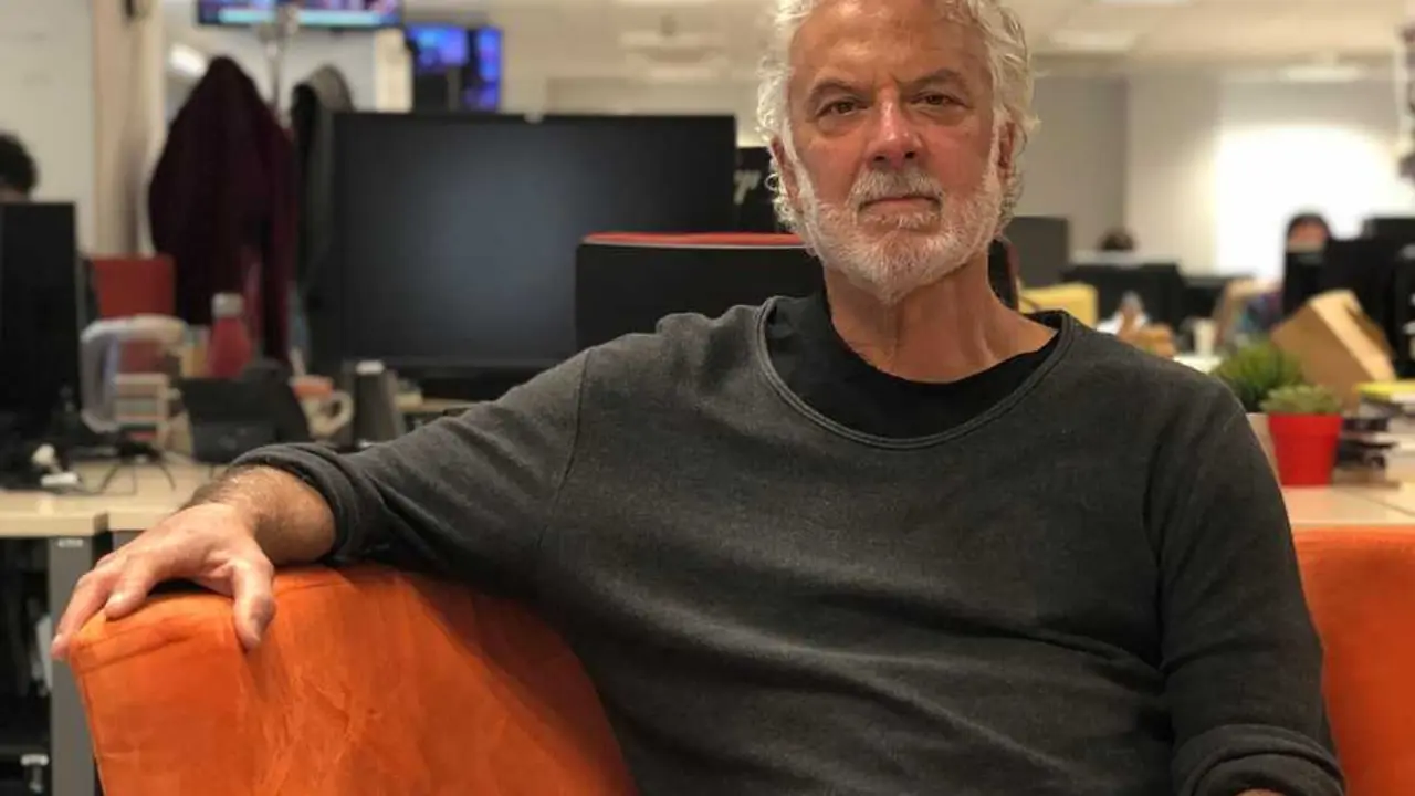 
<p>    MADRID, 12 (EUROPA PRESS)</p>
<p>   El actor Adolfo Fern&aacute;ndez ha muerto este viernes a los 67 a&ntilde;os, seg&uacute;n ha informado la Academia de Cine, de la que Fern&aacute;ndez era miembro.</p>
<p>    El actor particip&oacute; en pel&iacute;culas como 'Entre las piernas', 'Yoyes', 'El arte de morir' o 'Todo es silencio', adem&aacute;s de 'Polic&iacute;as, en el coraz&oacute;n de la calle', 'Los 80', '&Aacute;guila Roja' o 'B&amp;B' entre otros.</p>
<p>    "Adolfo Fern&aacute;ndez fue un actor riguroso, comprometido y amante del teatro, aunque hizo mucho cine y la popularidad le vino por papeles en series televisivas. Pas&oacute; en muchas ocasiones por el escenario del Bergidum. Ha fallecido a los 67 a&ntilde;os este viernes v&iacute;ctima de un c&aacute;ncer", ha escrito en redes sociales el Teatro Bergidum de Ponferrada.</p>
      