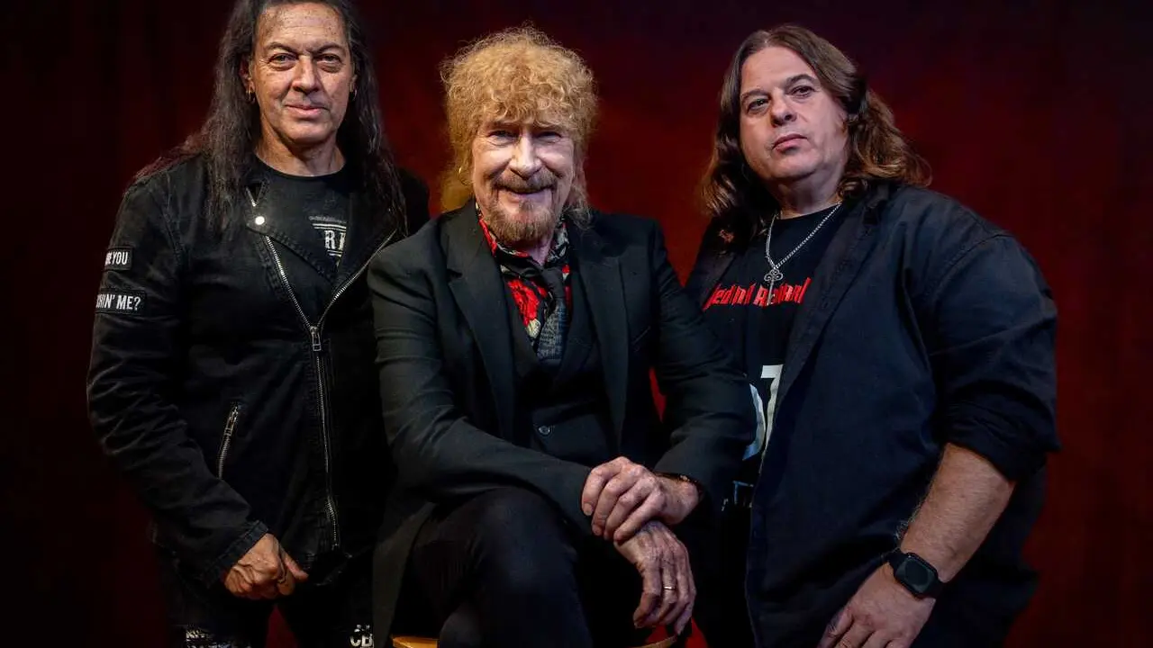 Archivo - El grupo Medina Azahara posa para Europa Press.