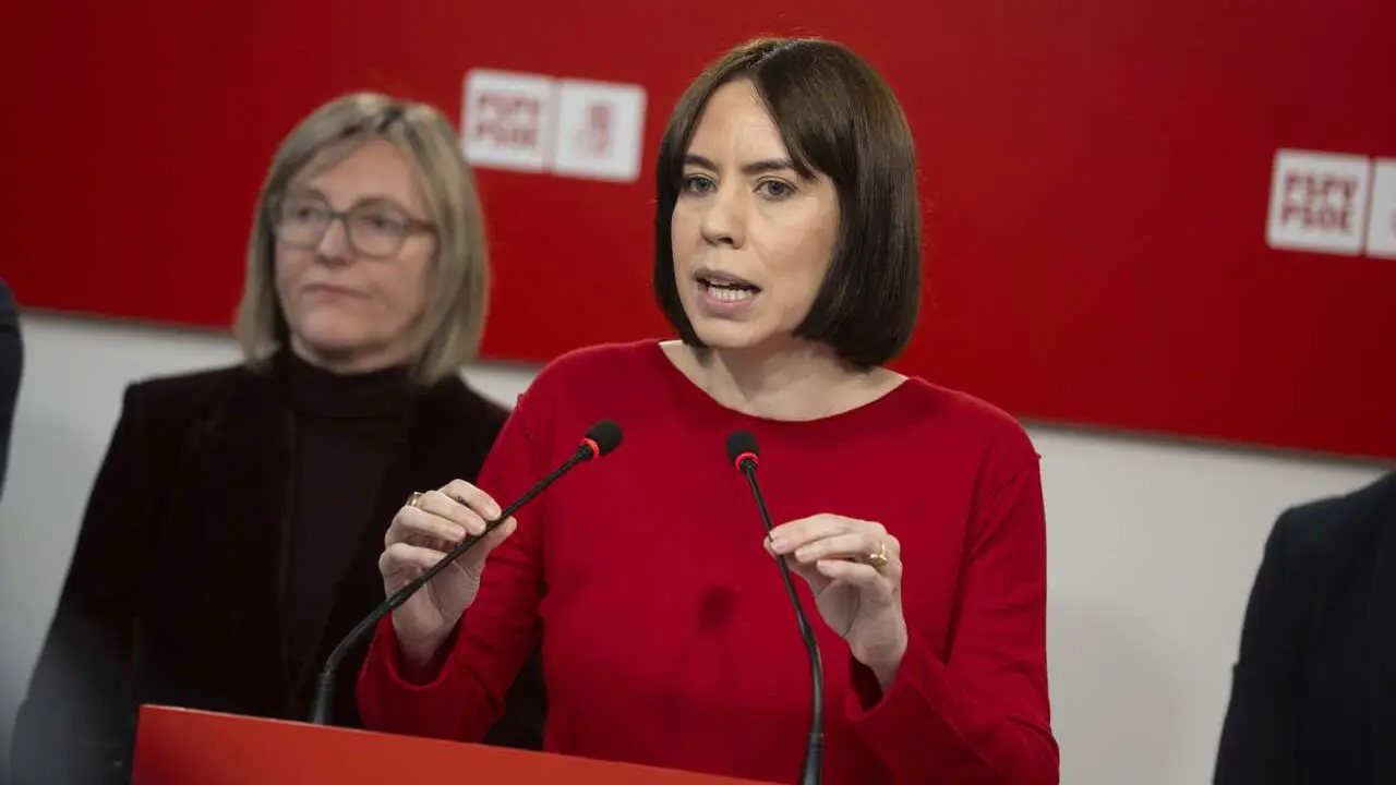 Archivo - La ministra de Ciencia, Innovaci&oacute;n y Universidades y secretaria general del PSPV-PSOE, Diana Morant, durante una rueda de prensa, en la sede del PSPV-PSOE, a 28 de febrero de 2025, en Valencia, Comunidad Valenciana (Espa&ntilde;a).