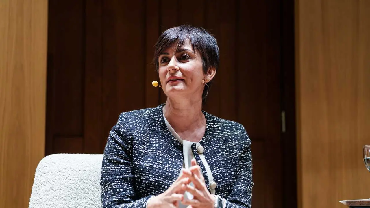 Archivo - La ministra de Vivienda y Agenda Urbana, Isabel Rodr&iacute;guez.